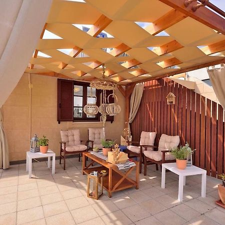 Center Penthouse - Medieval Town 10'- Beach 2' Rhodes City Exterior foto